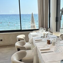 Cap Riviera - Inside the restaurant