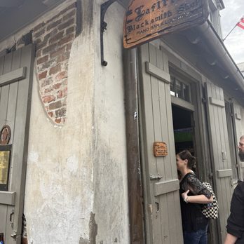 Lafitte's Blacksmith Shop Bar - Dive Bars Near Me - New Orleans, Louisiana