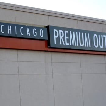 Chicago Premium Outlets - Shopping Centers Near Me - Aurora, Illinois