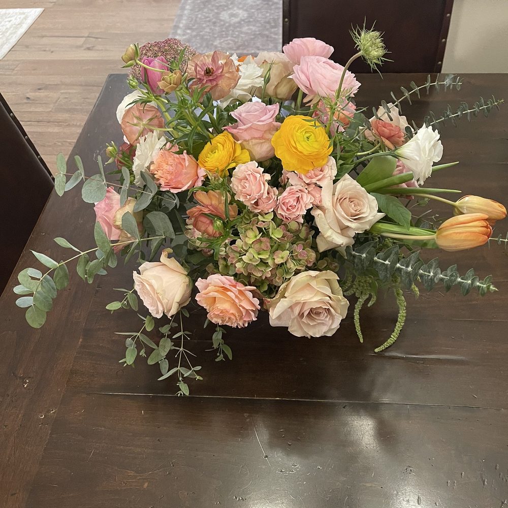 French Buckets - My mom's birthday arrangement from French Buckets - beautiful, elegant, and so fresh! Thank you! - Florists Near Me - Newport Beach, California
