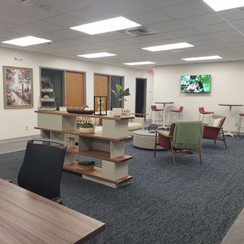 HQ Brookfield - Wisconsin Ave - Shared Office Spaces Near Me - Brookfield, Wisconsin HQ Brookfield - Wisconsin Ave - Shared Office Spaces Near Me - Brookfield, Wisconsin