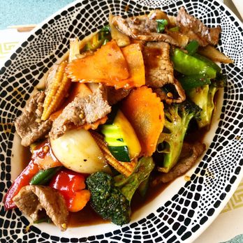 Krua Thai Restaurant - Basil beef - Thai Near Me - Buzzards Bay, Massachusetts