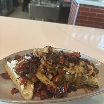 M'tucci's Twenty-Five - Italian Near Me - Albuquerque, New Mexico