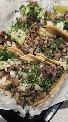 Axel’s Taco Shop by null