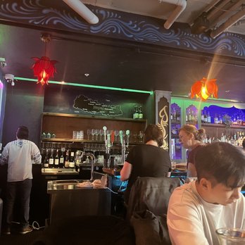 Dancing Yak - Bar area - Himalayan/Nepalese Near Me - San Francisco, California Dancing Yak - Bar area - Himalayan/Nepalese Near Me - San Francisco, California