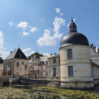 Château de Tanlay - Castles Near Me - Tanlay, 89