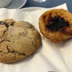 Kaffee Bar 19 - Cookie Au Chocolate | Pastel De Nata
