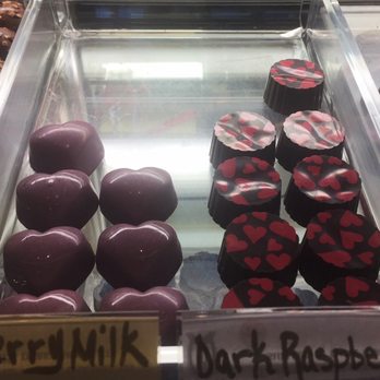 Mignon Chocolate - Chocolatiers & Shops Near Me - Pasadena, California Mignon Chocolate - Chocolatiers & Shops Near Me - Pasadena, California