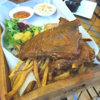 Beerbistro - St. Louis ribs - Bistros Near Me - Toronto, Ontario