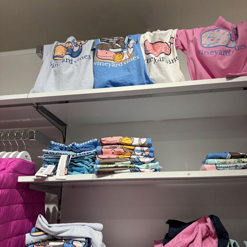 Vineyard Vines - Men's Clothing Near Me - Orlando, Florida Vineyard Vines - Men's Clothing Near Me - Orlando, Florida