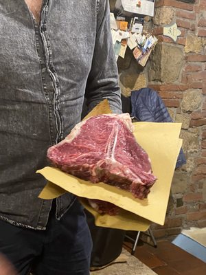 OSTERIA ACQUACHETA dal giovedì al lunedì pranzo e cena necessaria la prenotazione L'OSTESSA E L'OSTE AUGURANO BUONA VITA by null