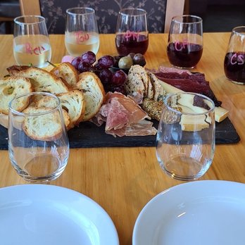 Cooper's Hawk Vineyards - Charcuterie. Flight of 8 wines. - Wineries Near Me - Essex, Ontario Cooper's Hawk Vineyards - Charcuterie. Flight of 8 wines. - Wineries Near Me - Essex, Ontario