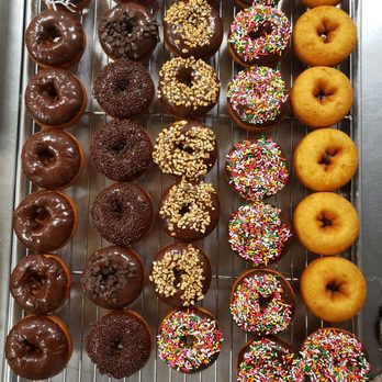 Sugary Donuts - Donuts Near Me - Lancaster, California