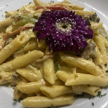 Dunns River Island Cafe - Caribbean Near Me - Tampa, Florida