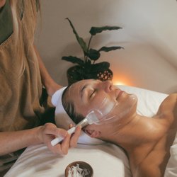Cleo Organic Skincare And Sugaring