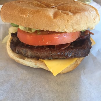 Minute Man #14 El Dorado - Bacon cheeseburger. The patty had a nice charcoal grill flavor, but the portion is too small. Could've made this at home, too. - Burgers Near Me - El Dorado, Arkansas Minute Man #14 El Dorado - Bacon cheeseburger. The patty had a nice charcoal grill flavor, but the portion is too small. Could've made this at home, too. - Burgers Near Me - El Dorado, Arkansas