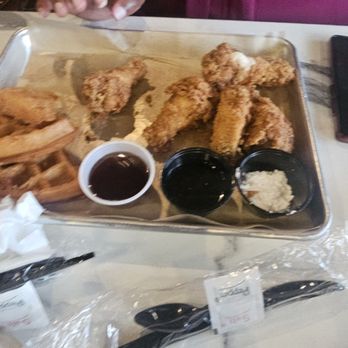 Peachez - Grease tasting waffles but good chicken - Lounges Near Me - Houston, Texas Peachez - Grease tasting waffles but good chicken - Lounges Near Me - Houston, Texas