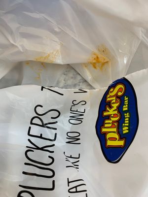 Pluckers Wing Bar by null