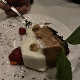 Chocolate mousse cake