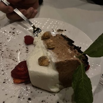 Davani's Restaurant - Chocolate mousse cake - New American Near Me - Greenville, South Carolina