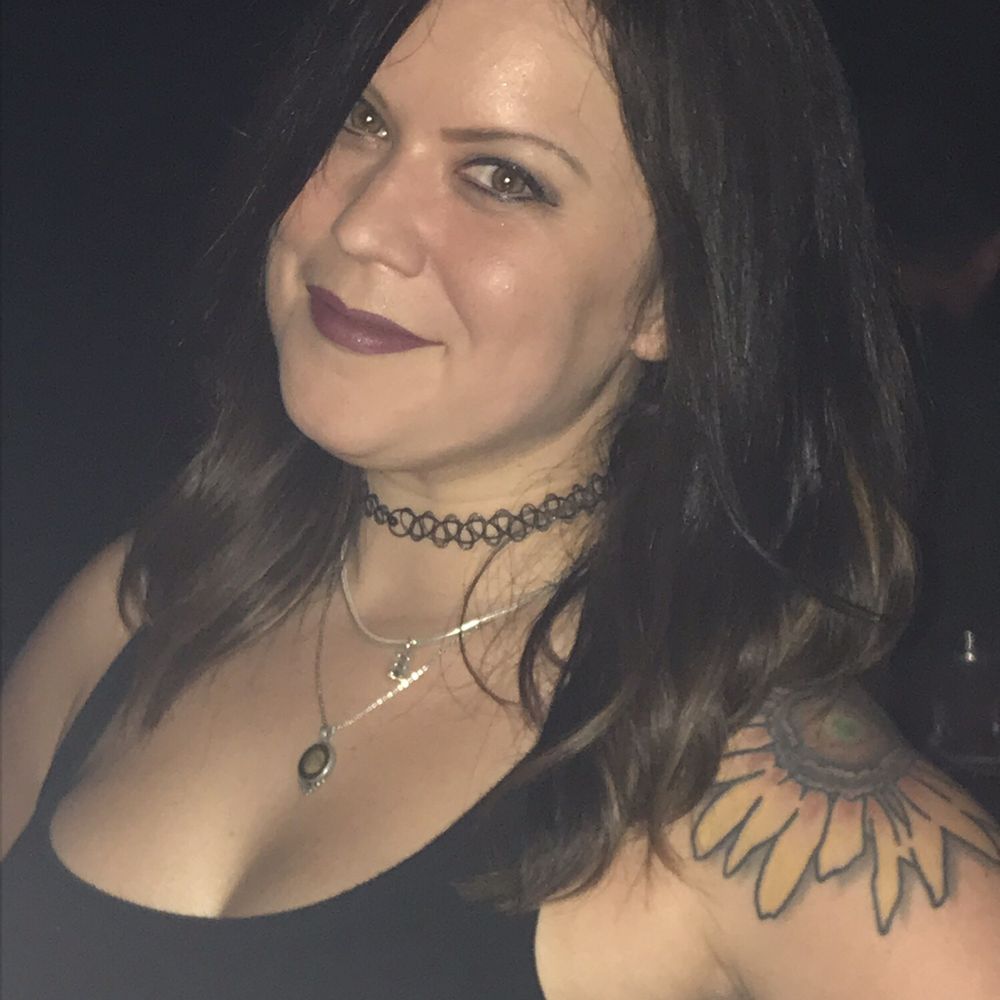 Buddha Bar & Grill - Meet Chelsea! - American Near Me - Fort Myers, Florida