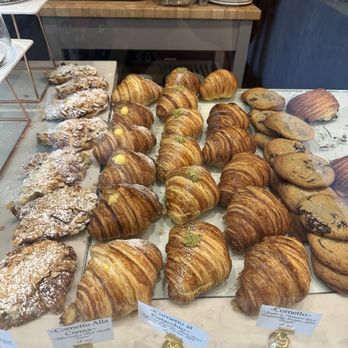 Florentine Cafe - Pastry display - Cafes Near Me - Las Vegas, Nevada Florentine Cafe - Pastry display - Cafes Near Me - Las Vegas, Nevada