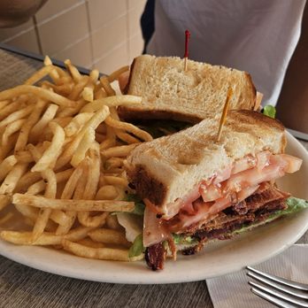 Nate'n Al's - Delis Near Me - Beverly Hills, California