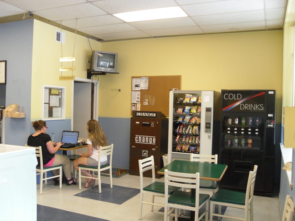 EZ WASH LAUNDROMAT Updated September 2024 335 Oriskany Blvd