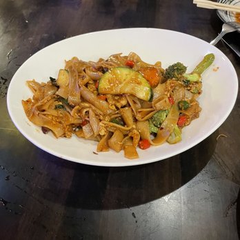SaBai on Jefferson - Drunking Noodles AWESOME!!!!! - Thai Near Me - Pensacola, Florida