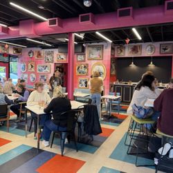 Saddle Creek Breakfast Club - Seating