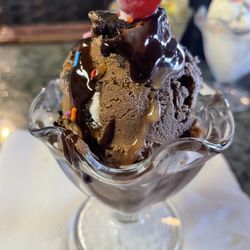 Family Thai Hut - Chocolate Oreo -