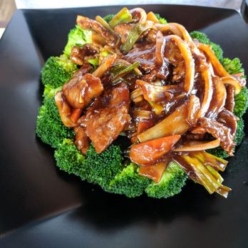Chef Lu's Asian Bistro - Beef and Broccoli - Chinese Near Me - Spokane, Washington Chef Lu's Asian Bistro - Beef and Broccoli - Chinese Near Me - Spokane, Washington