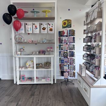 Nothing Bundt Cakes - Bakeries Near Me - Elizabethtown, Kentucky