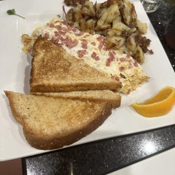 Keke's Breakfast Cafe - Ham & cheese omelet - Breakfast & Brunch Near Me - Boca Raton, Florida