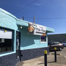 Exterior outside entrance of Poke-Hana - Storefront - Medford, Oregon Exterior outside entrance of Poke-Hana - Storefront - Medford, Oregon