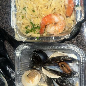Sweet Catch - $33 for seafood pasta. NOT worth it. My muscles are empty expect ONE!! - Seafood Near Me - Brooklyn, New York Sweet Catch - $33 for seafood pasta. NOT worth it. My muscles are empty expect ONE!! - Seafood Near Me - Brooklyn, New York