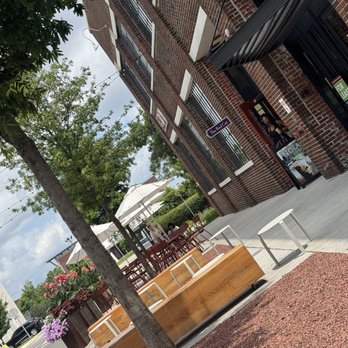 The Red Cat - Outdoor seating - Coffee & Tea Near Me - Birmingham, Alabama The Red Cat - Outdoor seating - Coffee & Tea Near Me - Birmingham, Alabama