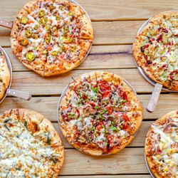 Jolly Ollie's Pizza & Pub - Variety of pizzas ready to enjoy, or build your own at Jolly Ollie's Pizza and Pub in Hendersonville, TN