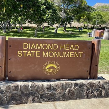 Diamond Head State Monument - Parks Near Me - Honolulu, Hawaii