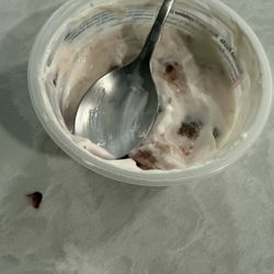 Noosa Yoghurt - Nails