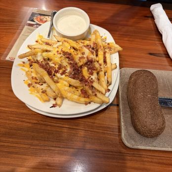 Outback Steakhouse - Aussie Cheese Fries & bread - Steakhouses Near Me - Virginia Beach, Virginia Outback Steakhouse - Aussie Cheese Fries & bread - Steakhouses Near Me - Virginia Beach, Virginia