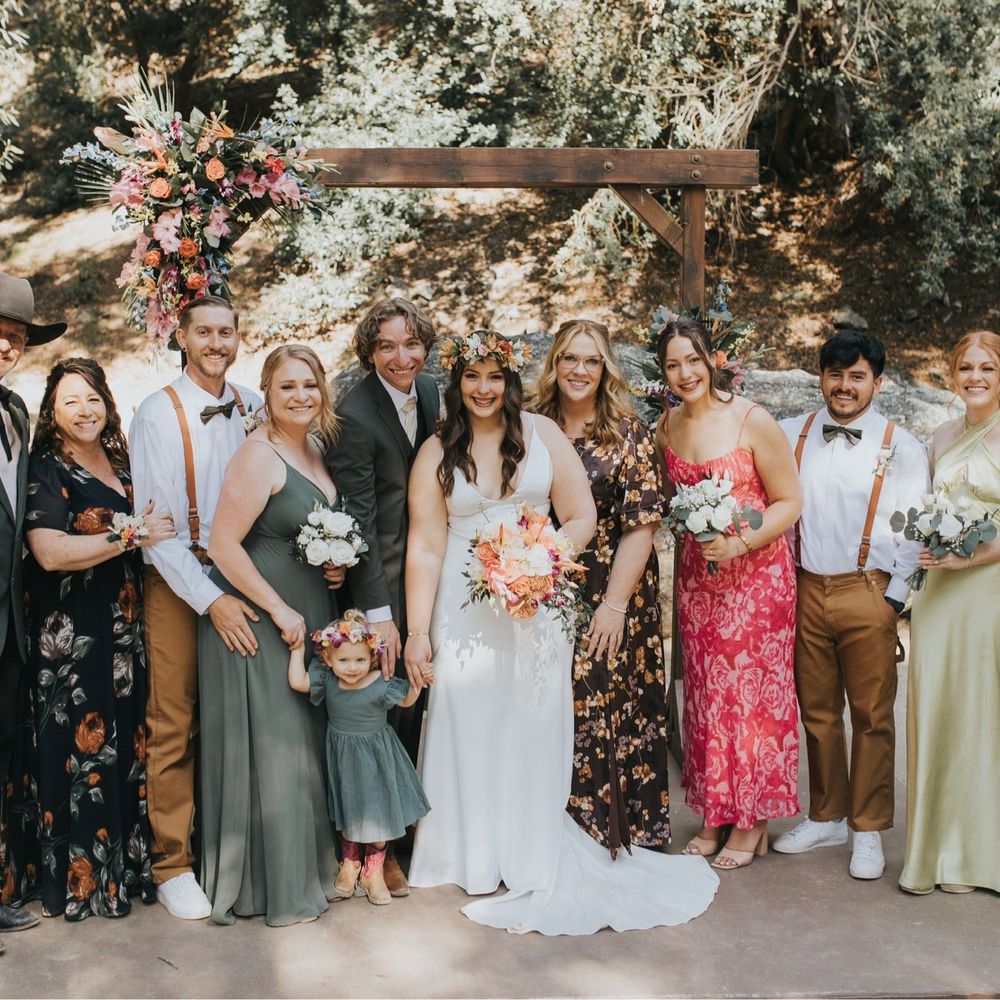 Pond Oaks - The beautiful ceremony area was the perfect backdrop for our big family photos. - Venues & Event Spaces Near Me Pond Oaks - The beautiful ceremony area was the perfect backdrop for our big family photos. - Venues & Event Spaces Near Me