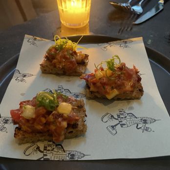 Crown Shy - Tuna toast - New American Near Me - New York, New York