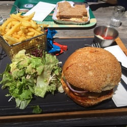 Edward's - Burger!