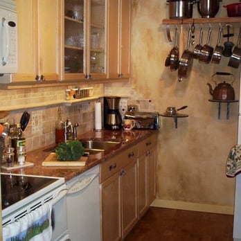 Jaqi Green Interiors - compact kitchen 2 - Interior Design Near Me - Chicago, Illinois Jaqi Green Interiors - compact kitchen 2 - Interior Design Near Me - Chicago, Illinois