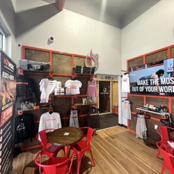 HOTWORX - El Paso - Merch area and front