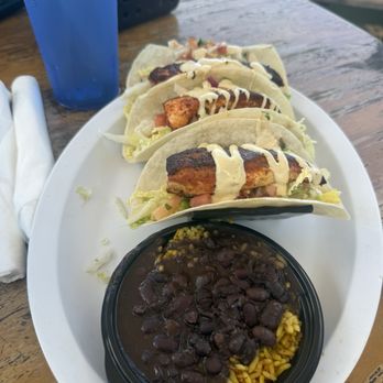 Hungry Tarpon Restaurant - Fish Tacos (w/ Mahi-Mahi) - Seafood Near Me - Islamorada, Florida Hungry Tarpon Restaurant - Fish Tacos (w/ Mahi-Mahi) - Seafood Near Me - Islamorada, Florida