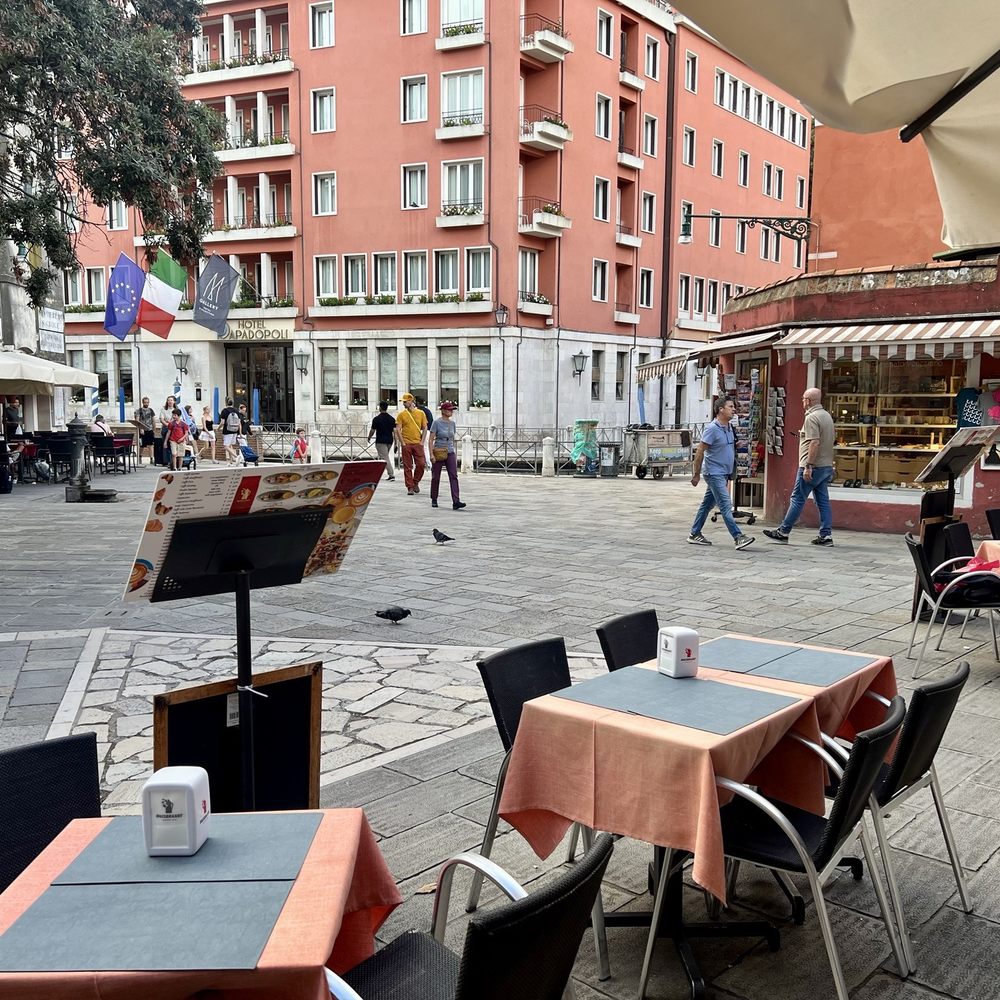 Barcollo - Cocktail Bars Near Me - Venezia, VE