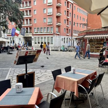 Barcollo - Cocktail Bars Near Me - Venezia, VE Barcollo - Cocktail Bars Near Me - Venezia, VE