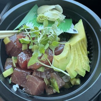 Koakai Brewing - Bluefin tuna poke bowl - Breweries Near Me - Oceanside, California Koakai Brewing - Bluefin tuna poke bowl - Breweries Near Me - Oceanside, California